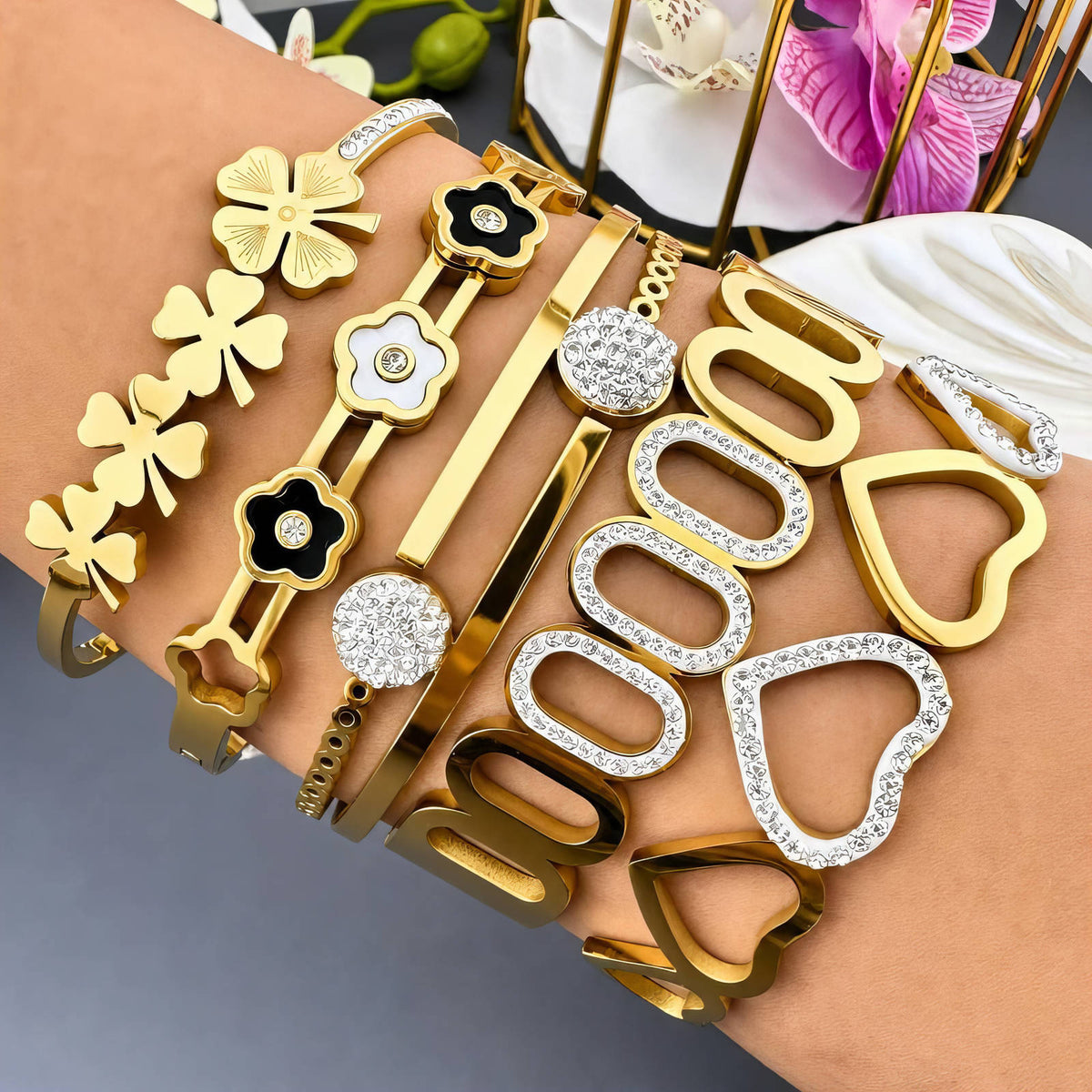 Hearts PVD Gold-Plated Steel Bracelet - Intensity