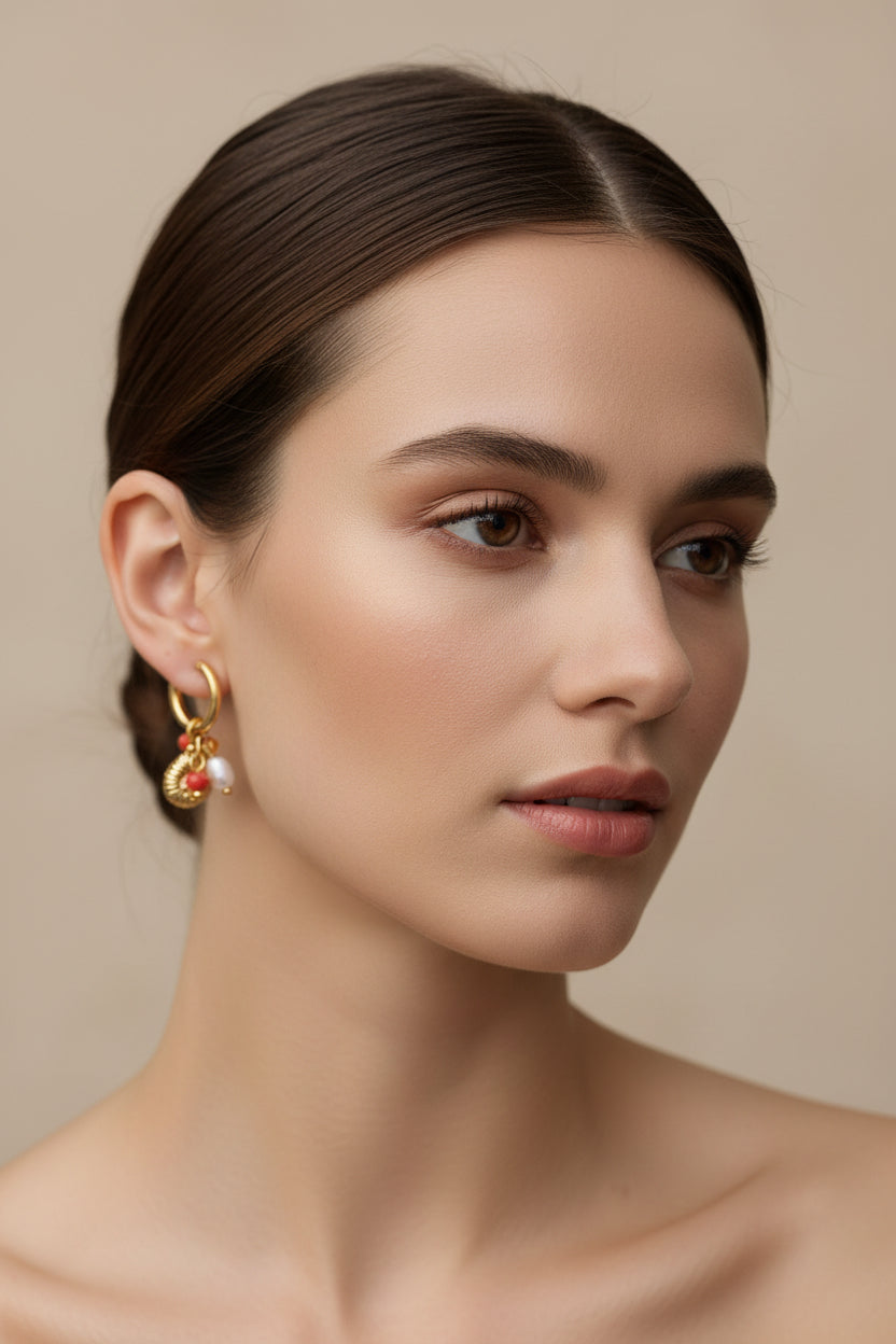 ORECCHINI CERCHIETTO CHARMS-ACCIAIO 316L +PIETRACON PERLA ARTIFICIALE