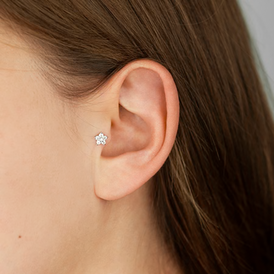 Piercing tragus in Acciaio  chirurgico  316Lfiore con zirconi