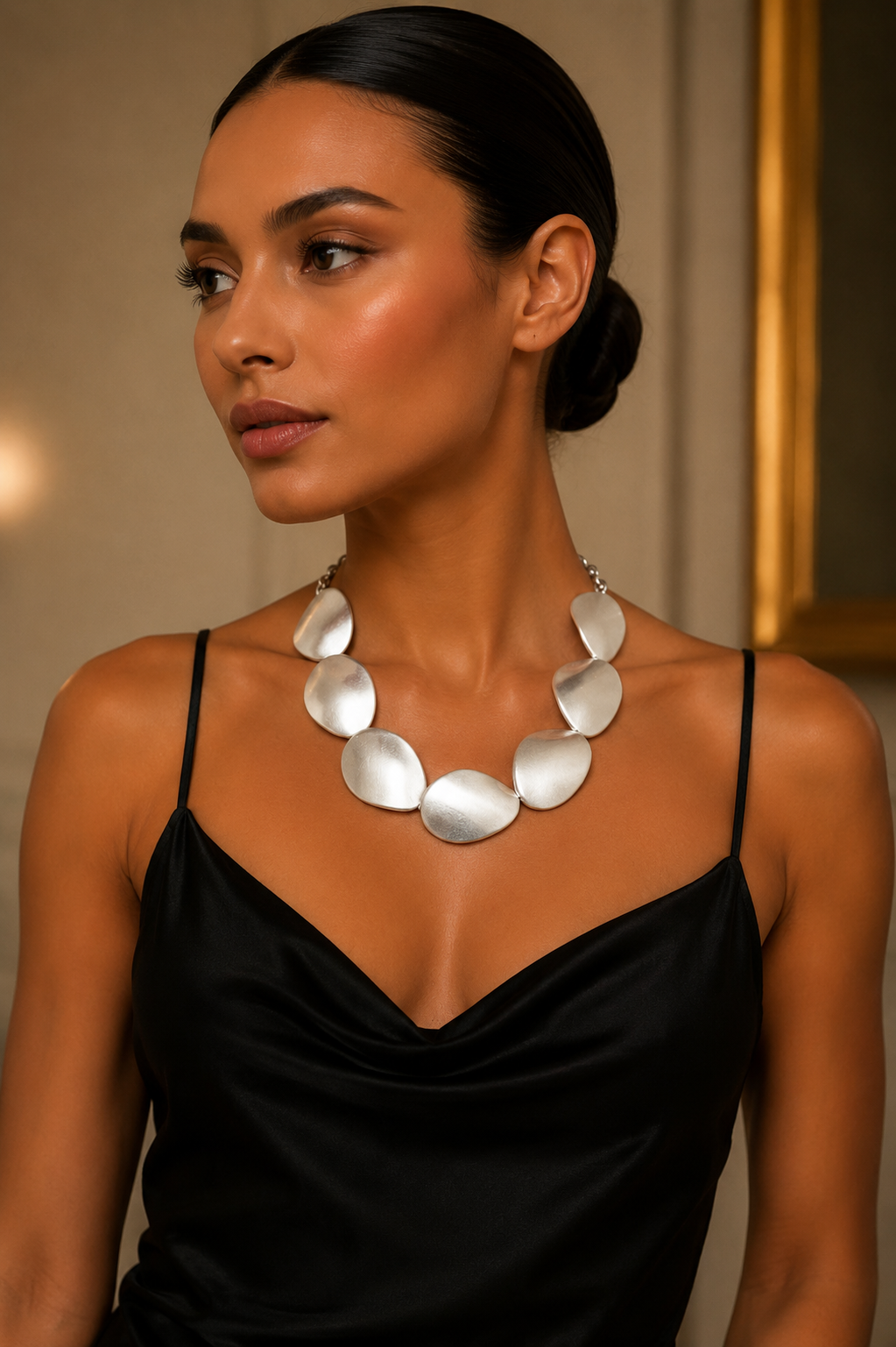 Collana girocollo-piatta metallo